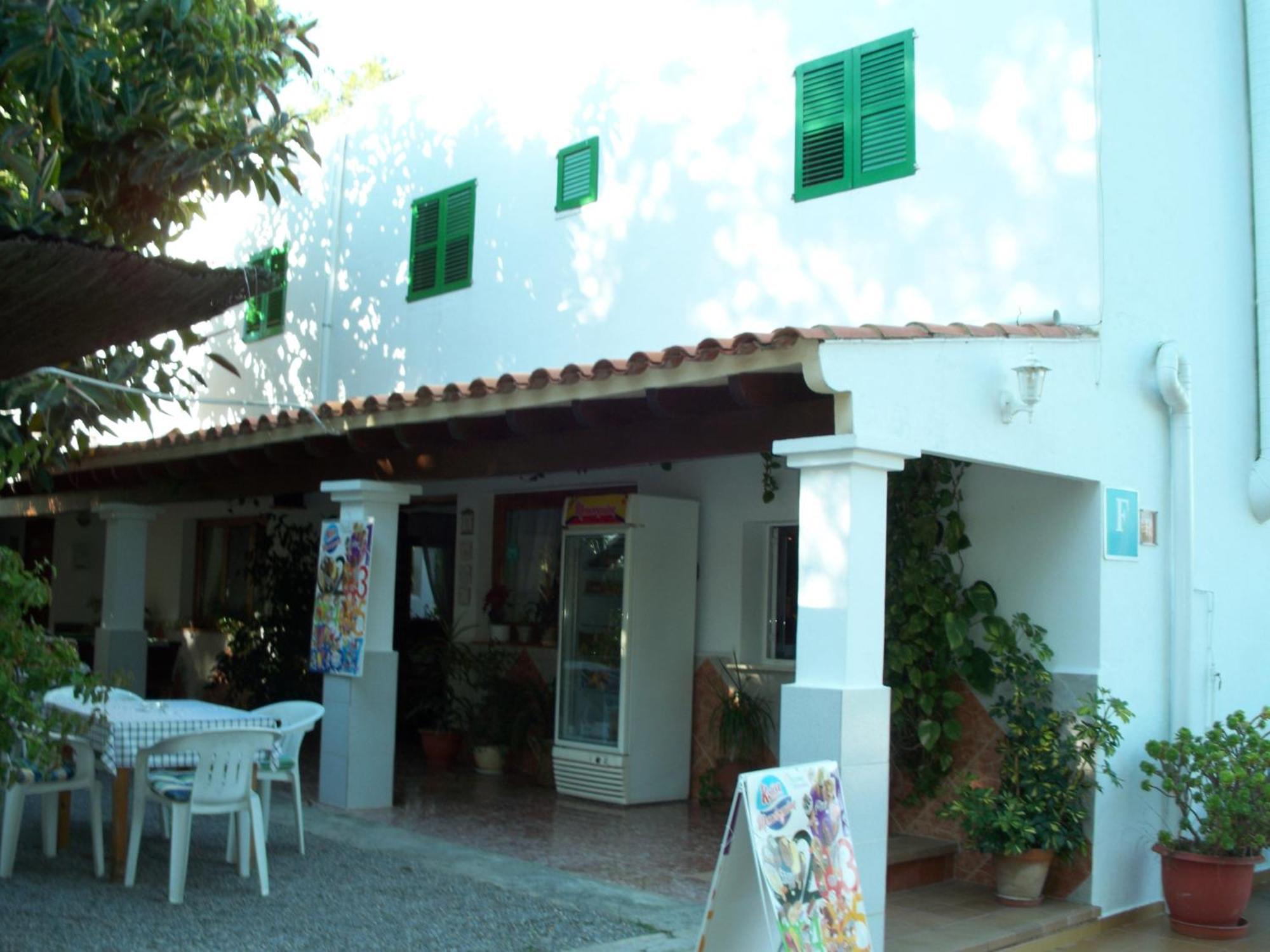 Pension Las Tres Golondrinas Playa DPlaya Des Figueral 외부 사진